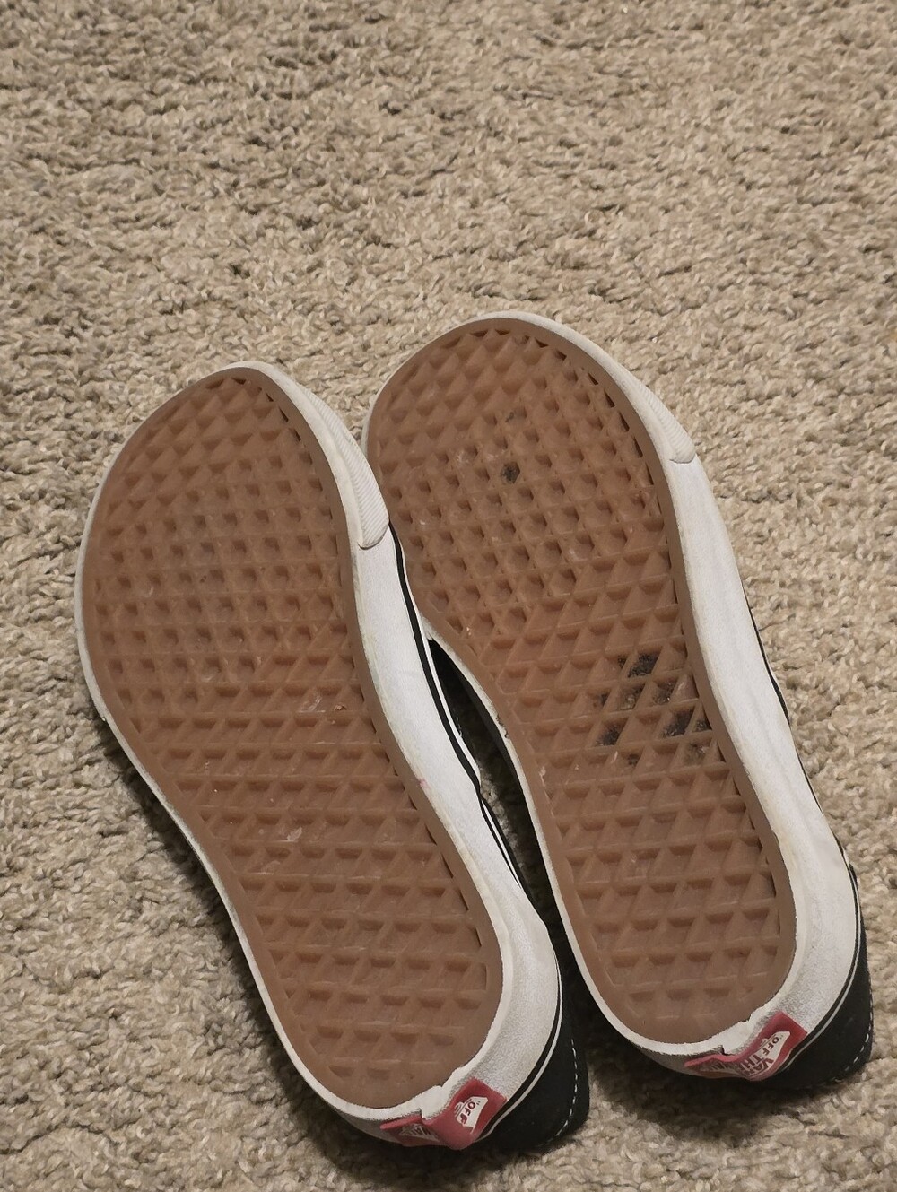 Vans Black and White Slip-On Canvas Sneakers Off The Wall - Picture 5 of 5